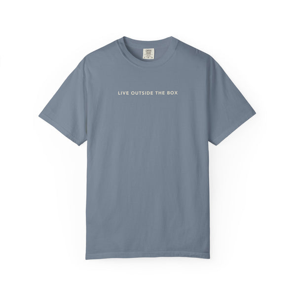 "Live Outside the Box" Retro Surf Graphic T-Shirt